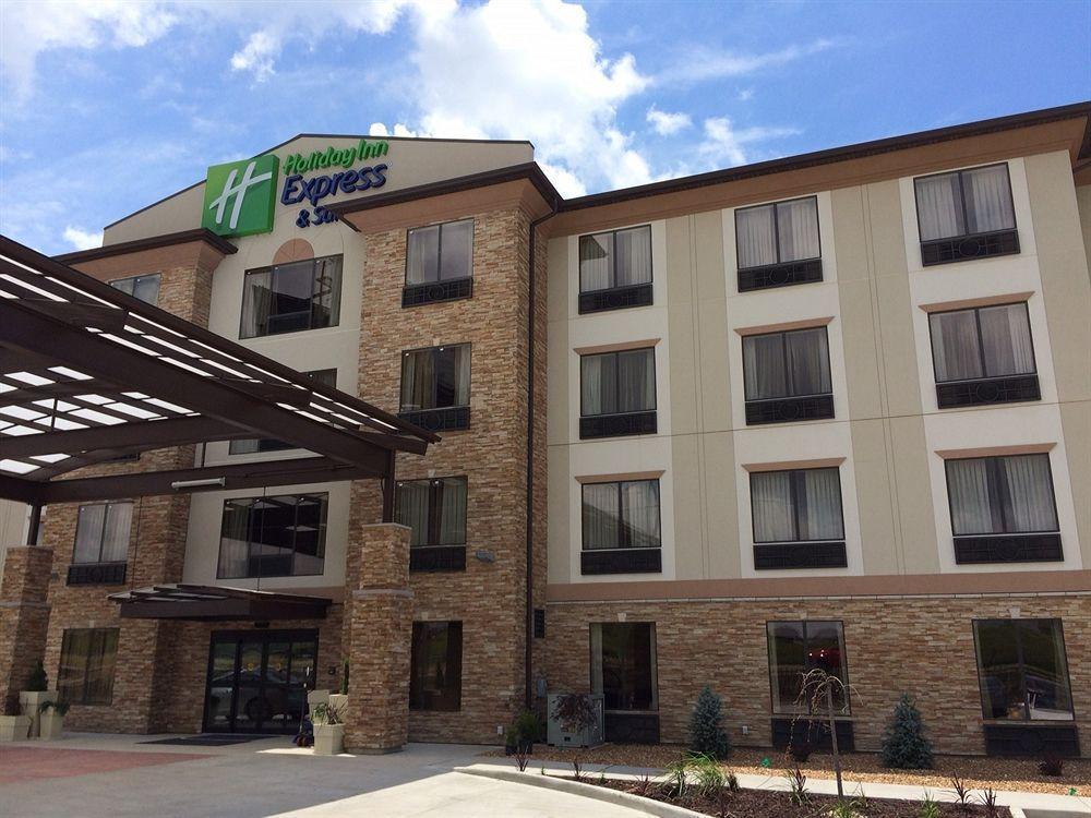 Holiday Inn Express & Suites St Louis Airport By Ihg Woodson Terrace Exteriér fotografie