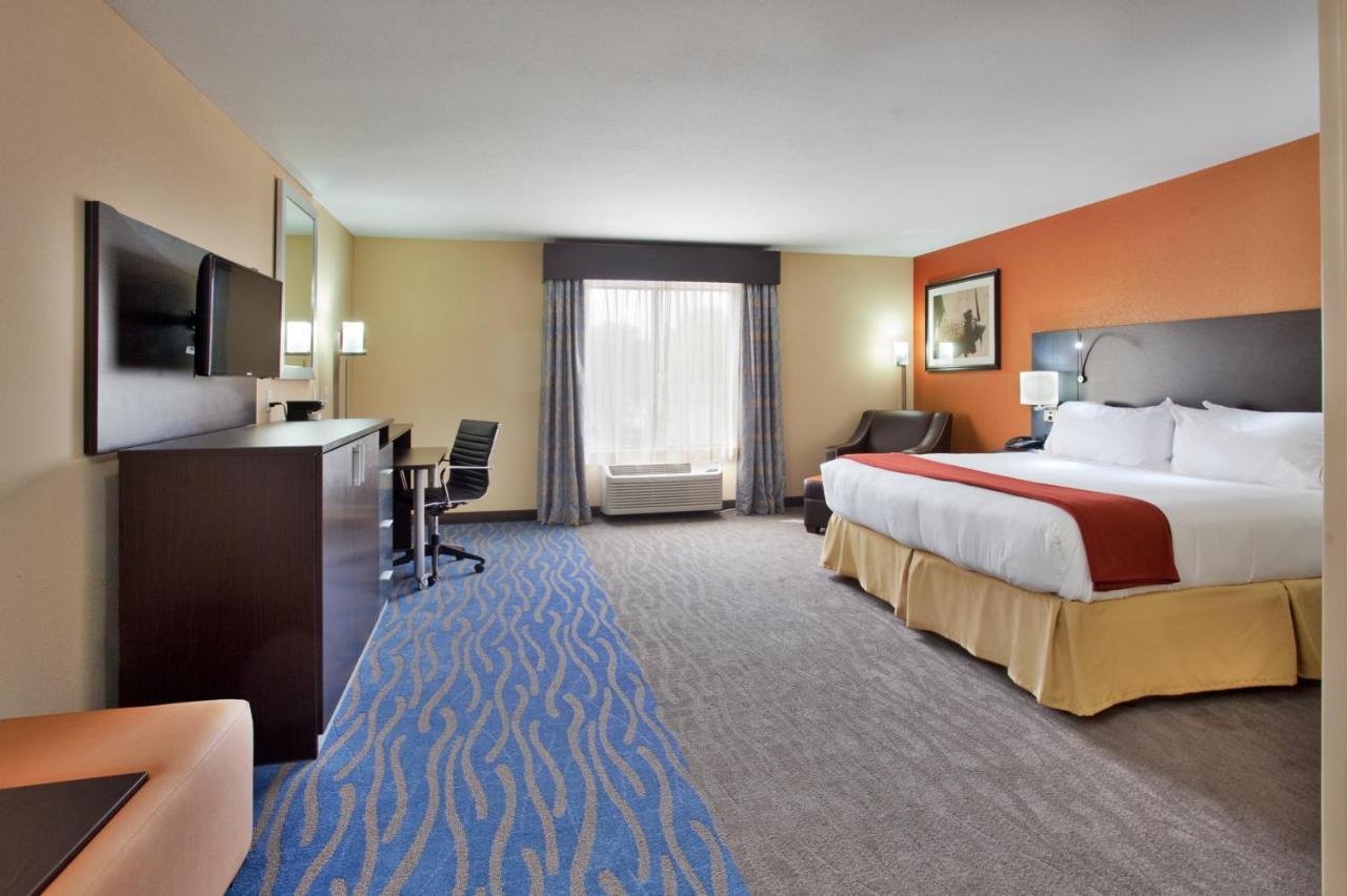 Holiday Inn Express & Suites St Louis Airport By Ihg Woodson Terrace Exteriér fotografie